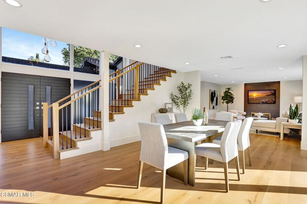 Image 21 of property listing at 1420 Oldbury Place, Westlake Village, CA 91361