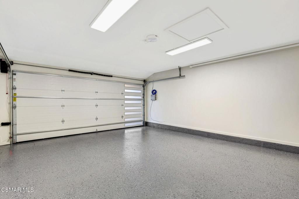 Image 26 of property listing at 1420 Oldbury Place, Westlake Village, CA 91361