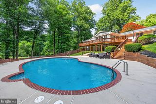 10 HICKORY HILL RD, Cockeysville, MD 21030