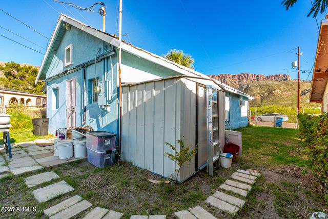 129 N PINAL Avenue, Superior, AZ 85173