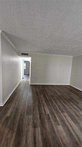 11720 RAINTREE VILLAGE BOULEVARD A, Temple Terrace, FL 33617