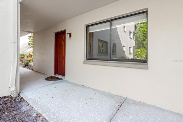 11720 RAINTREE VILLAGE BOULEVARD A, Temple Terrace, FL 33617