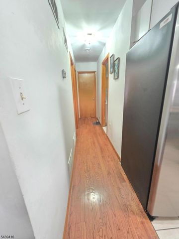229 Delaware St, Elizabeth City, NJ 07206