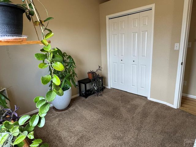 1036 S Los Charros Dr, Pueblo West, CO 81007