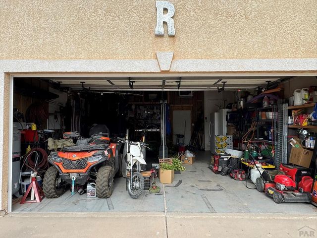 1036 S Los Charros Dr, Pueblo West, CO 81007
