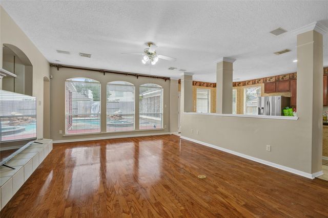 4130 Midstream Drive, Missouri City, TX 77459