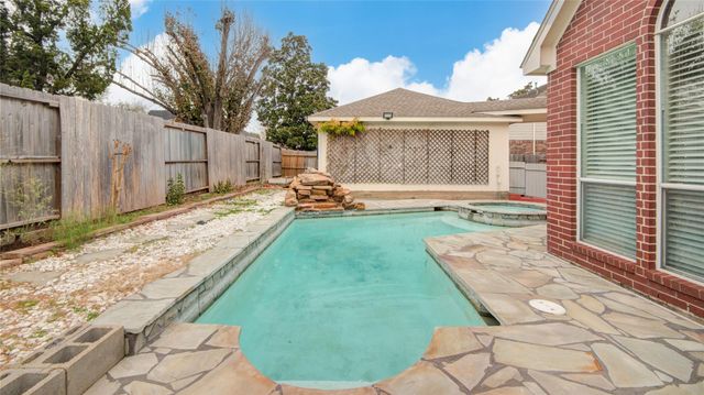 4130 Midstream Drive, Missouri City, TX 77459