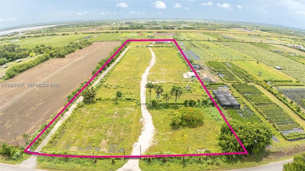 14287 SW 192nd Avenue, Miami, FL 33196