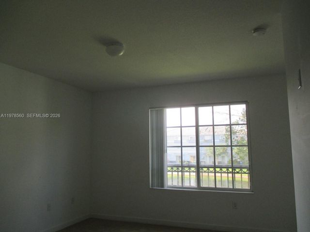 3417 NW 13th St, Lauderhill, FL 33311