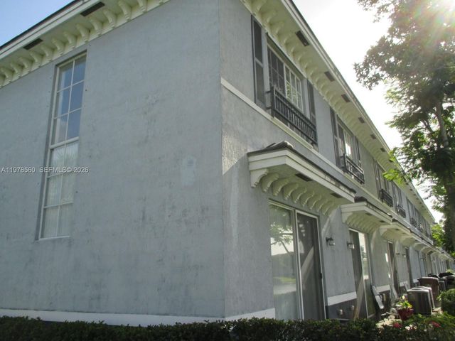 3417 NW 13th St, Lauderhill, FL 33311