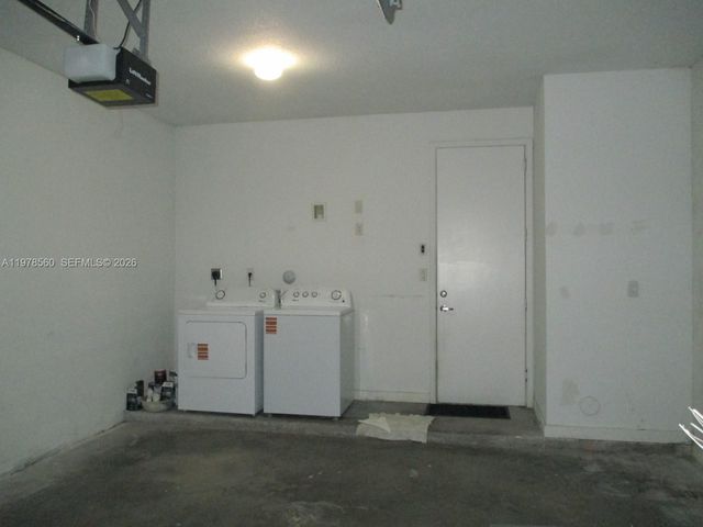 3417 NW 13th St, Lauderhill, FL 33311