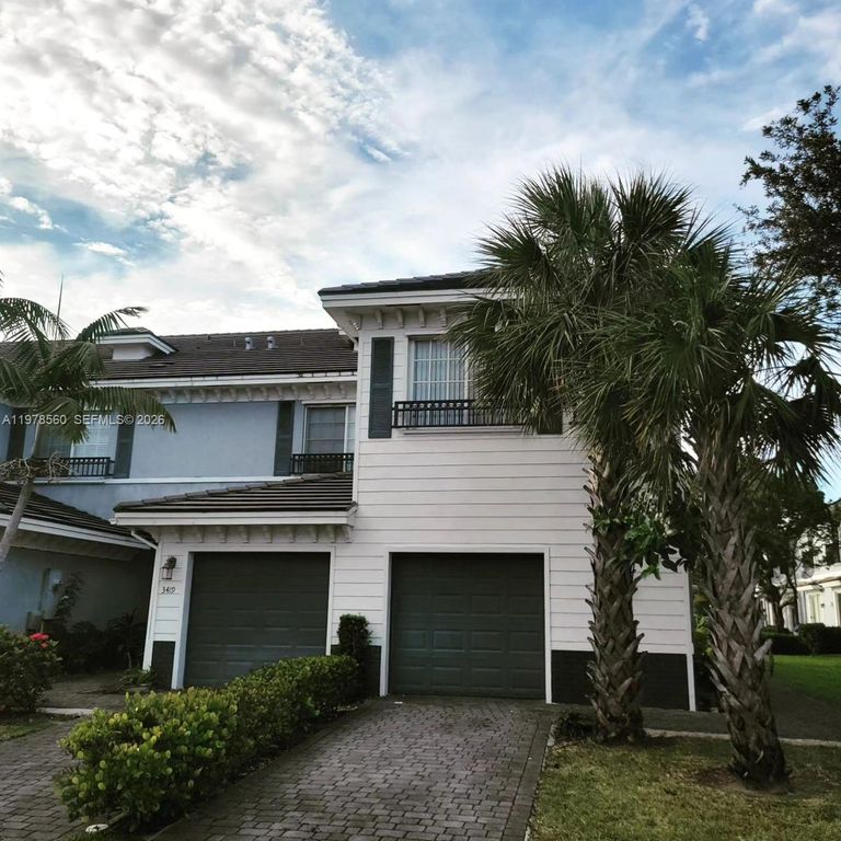 3417 NW 13th St, Lauderhill, FL 33311