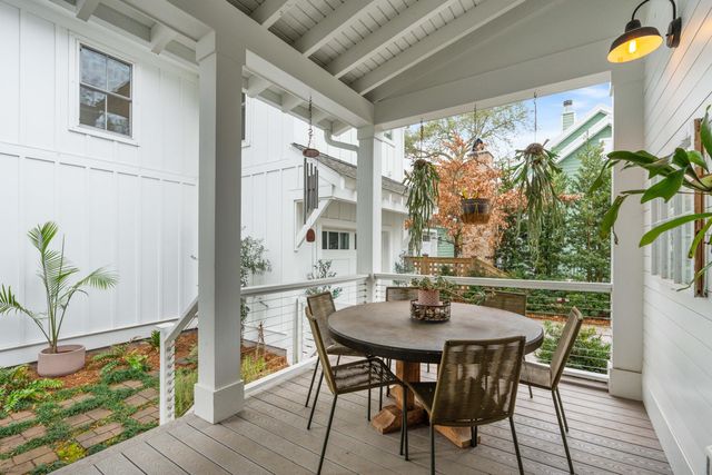 733 Atlantic Street, Mount Pleasant, SC 29464