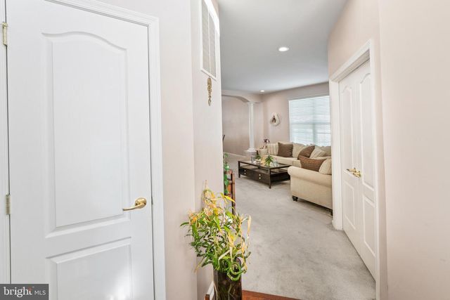 17 WESTBURY DR, Berlin, NJ 08009