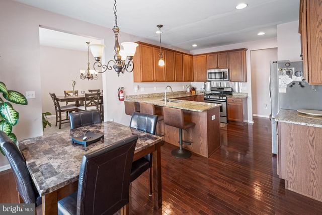 17 WESTBURY DR, Berlin, NJ 08009