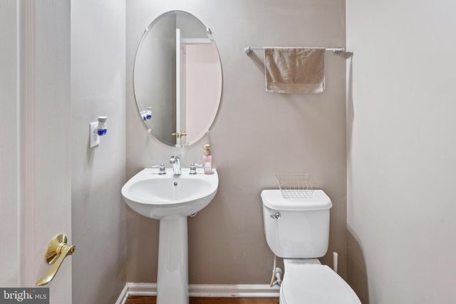 17 WESTBURY DR, Berlin, NJ 08009