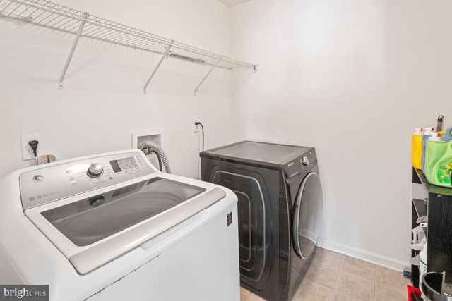 17 WESTBURY DR, Berlin, NJ 08009