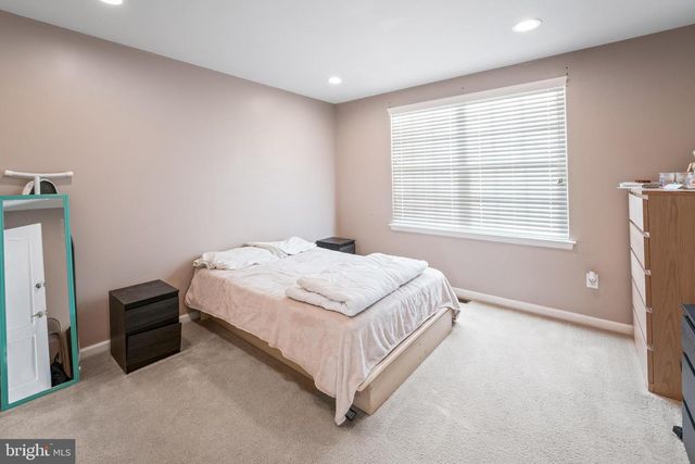 17 WESTBURY DR, Berlin, NJ 08009