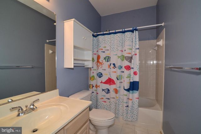 43799 MAISON BLANC SQ, Ashburn, VA 20148