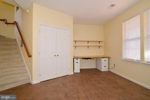 43799 MAISON BLANC SQ, Ashburn, VA 20148