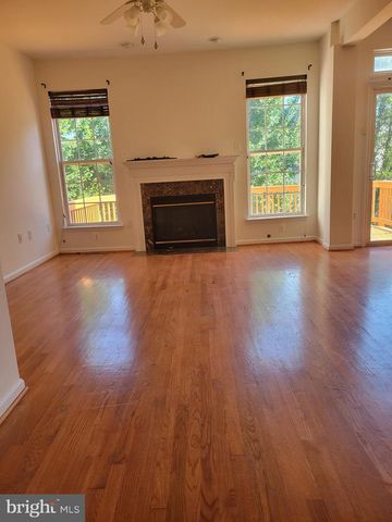 43799 MAISON BLANC SQ, Ashburn, VA 20148