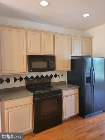 43799 MAISON BLANC SQ, Ashburn, VA 20148