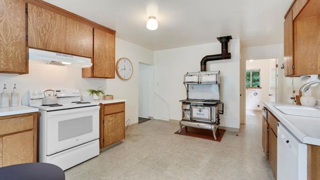 14636 W Park Avenue, Boulder Creek, CA 95006