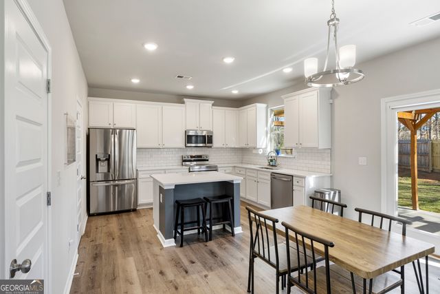 107 Cornwell Way, Calhoun, GA 30701