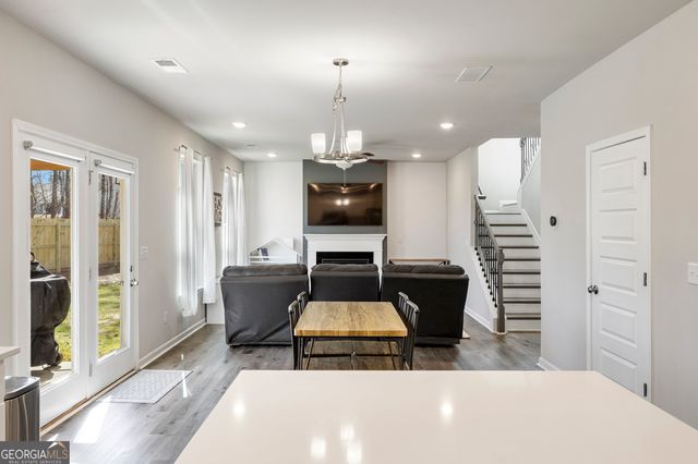 107 Cornwell Way, Calhoun, GA 30701