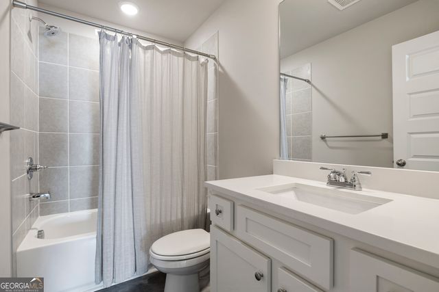 107 Cornwell Way, Calhoun, GA 30701