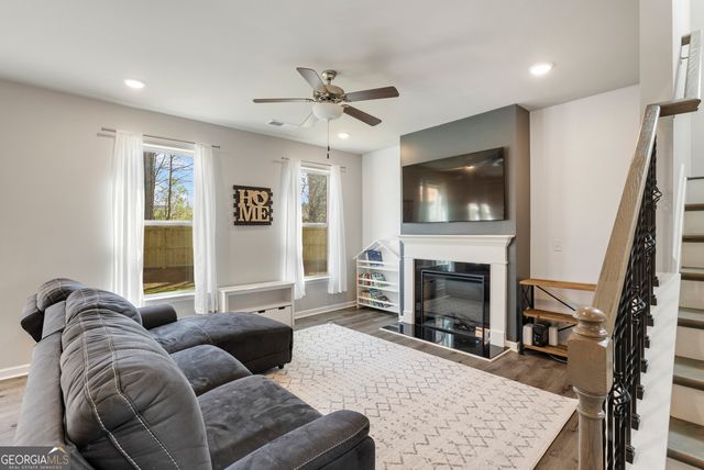 107 Cornwell Way, Calhoun, GA 30701