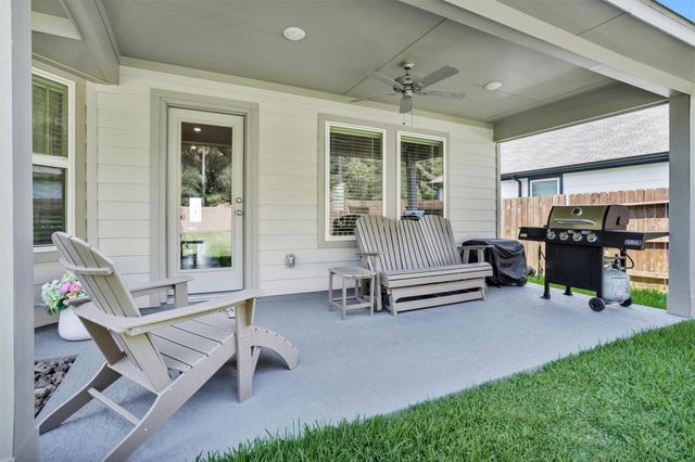 10009 Bigfoot Wallace Drive, Montgomery, TX 77316