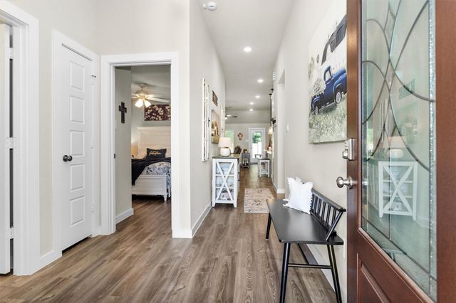 10009 Bigfoot Wallace Drive, Montgomery, TX 77316