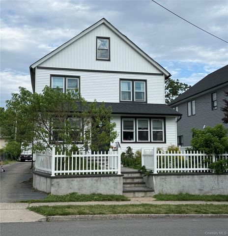 168 Jefferson Avenue, Roslyn Heights, NY 11577