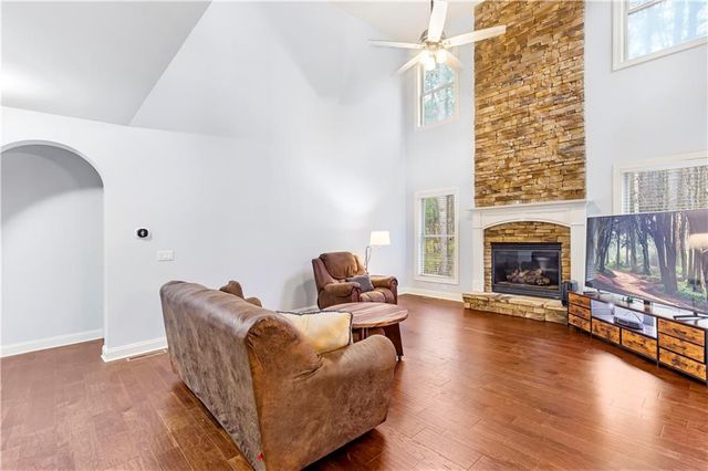 454 Julia Drive, Powder Springs, GA 30127