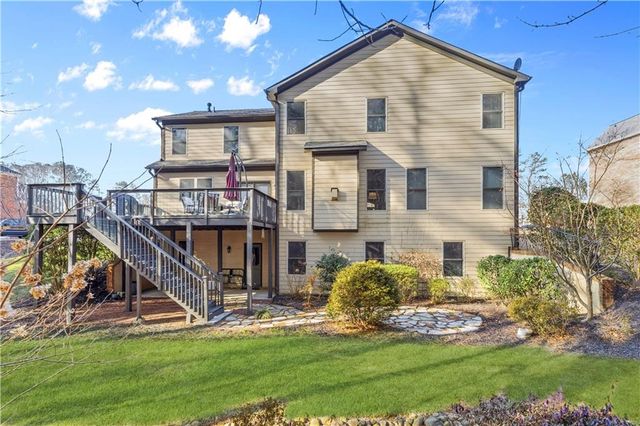 454 Julia Drive, Powder Springs, GA 30127