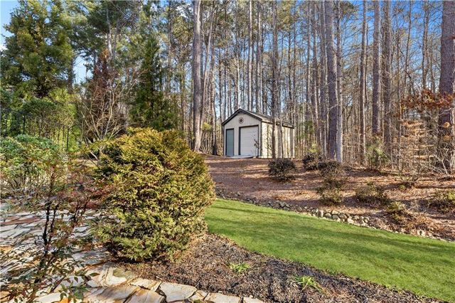 454 Julia Drive, Powder Springs, GA 30127