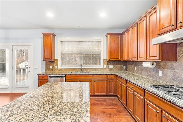 454 Julia Drive, Powder Springs, GA 30127