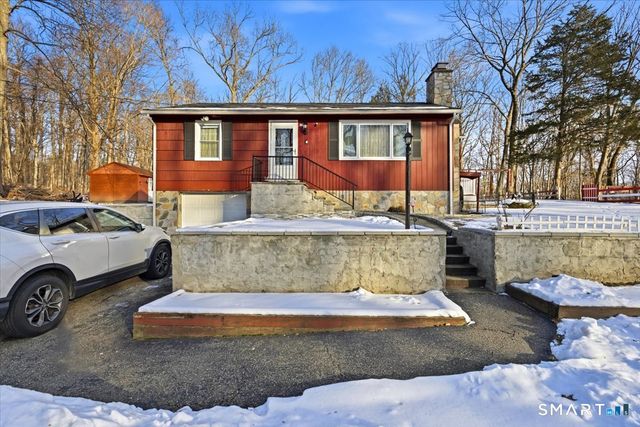 286 Moose Hill Road, Monroe, CT 06468