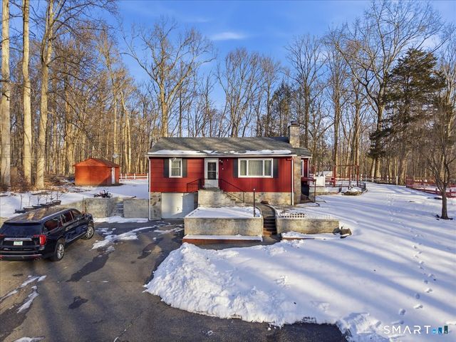 286 Moose Hill Road, Monroe, CT 06468