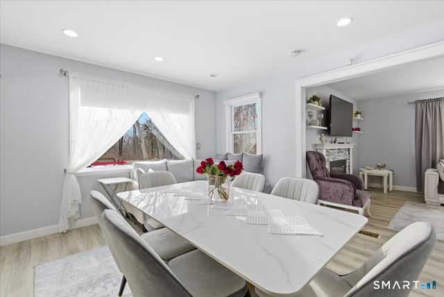 286 Moose Hill Road, Monroe, CT 06468