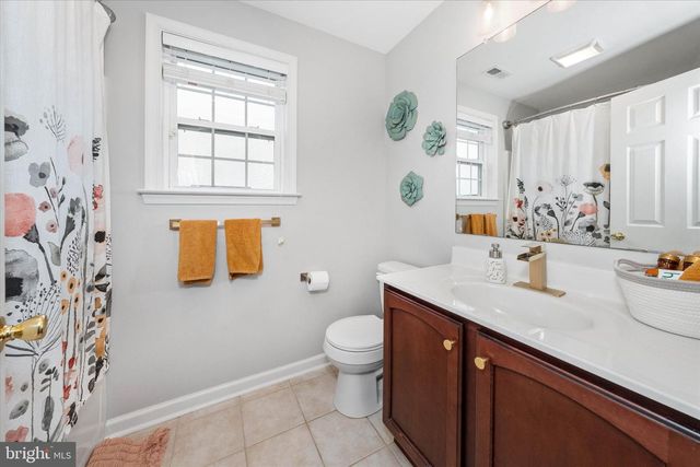 211 E CRAIL CT, Middletown, DE 19709