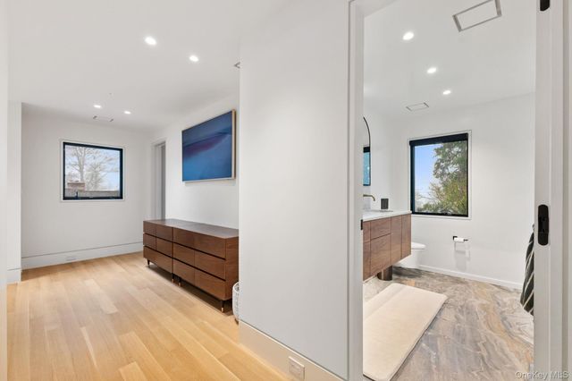 1824 Morningview Drive, Yorktown Heights, NY 10598