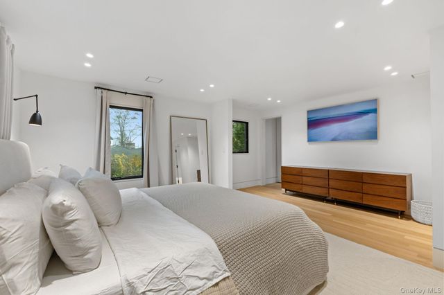 1824 Morningview Drive, Yorktown Heights, NY 10598