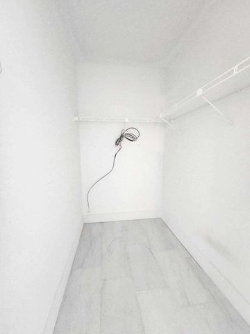 2003 Lincoln A, Boca Raton, FL 33434