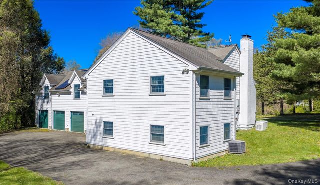 103 S Harmony Hill Road, Pawling, NY 12564