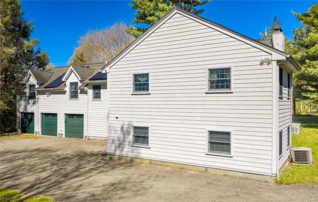 103 S Harmony Hill Road, Pawling, NY 12564