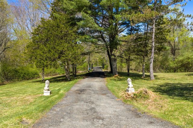 103 S Harmony Hill Road, Pawling, NY 12564