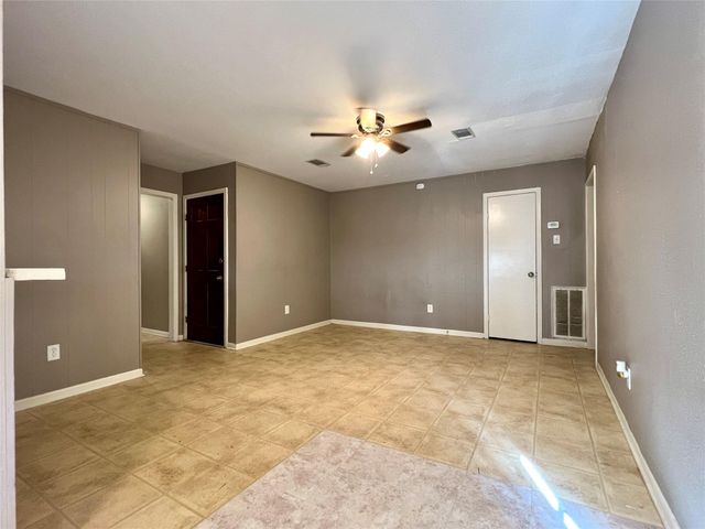 12819 Claygate Drive, Houston, TX 77047