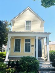 3313 N Mester Street, St Charles, MO 63301